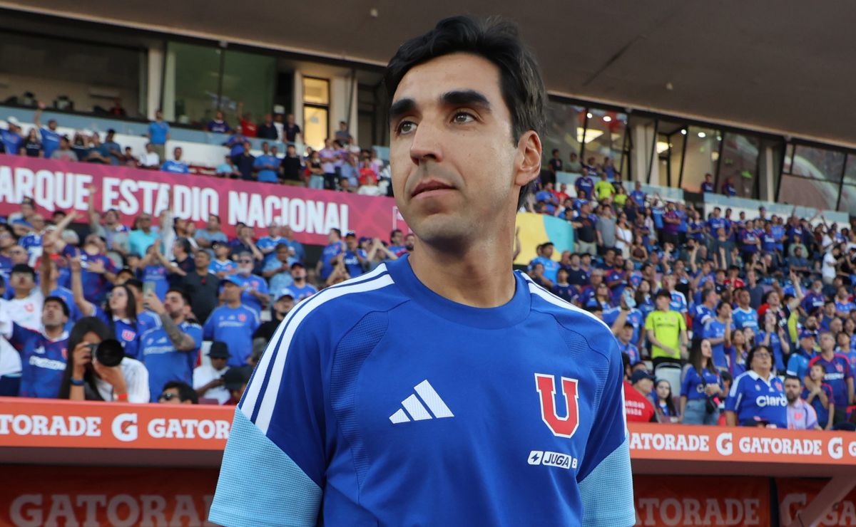 “Los errores están costando caro”: el cambio que exige histórico de U. de Chile a Meneghini