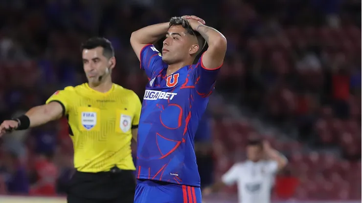 Lucas Assadi alarma a la U en la previa del Superclásico.