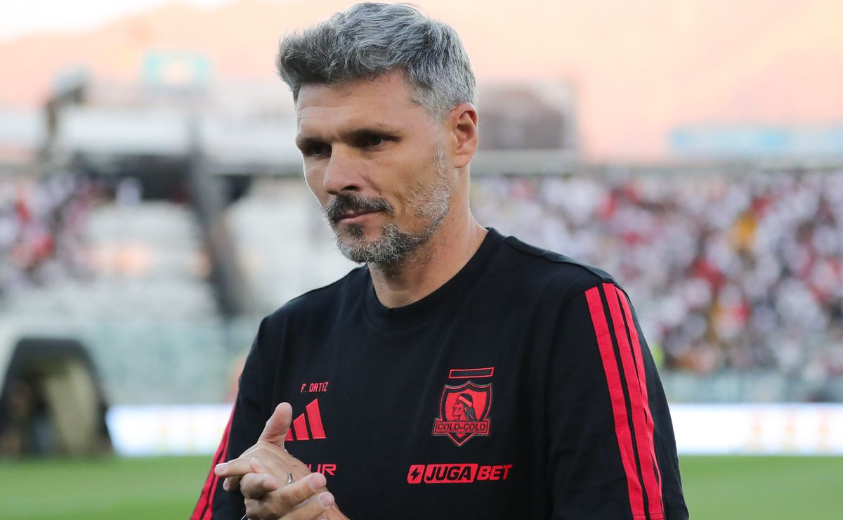 La razón por la que Fernando Ortiz no llegó a la conferencia del Superclásico entre Colo Colo y la U