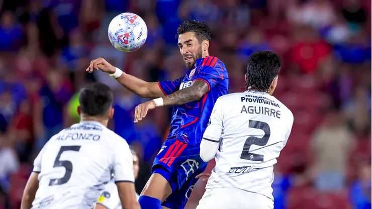 Lucero será titular en el Superclásico