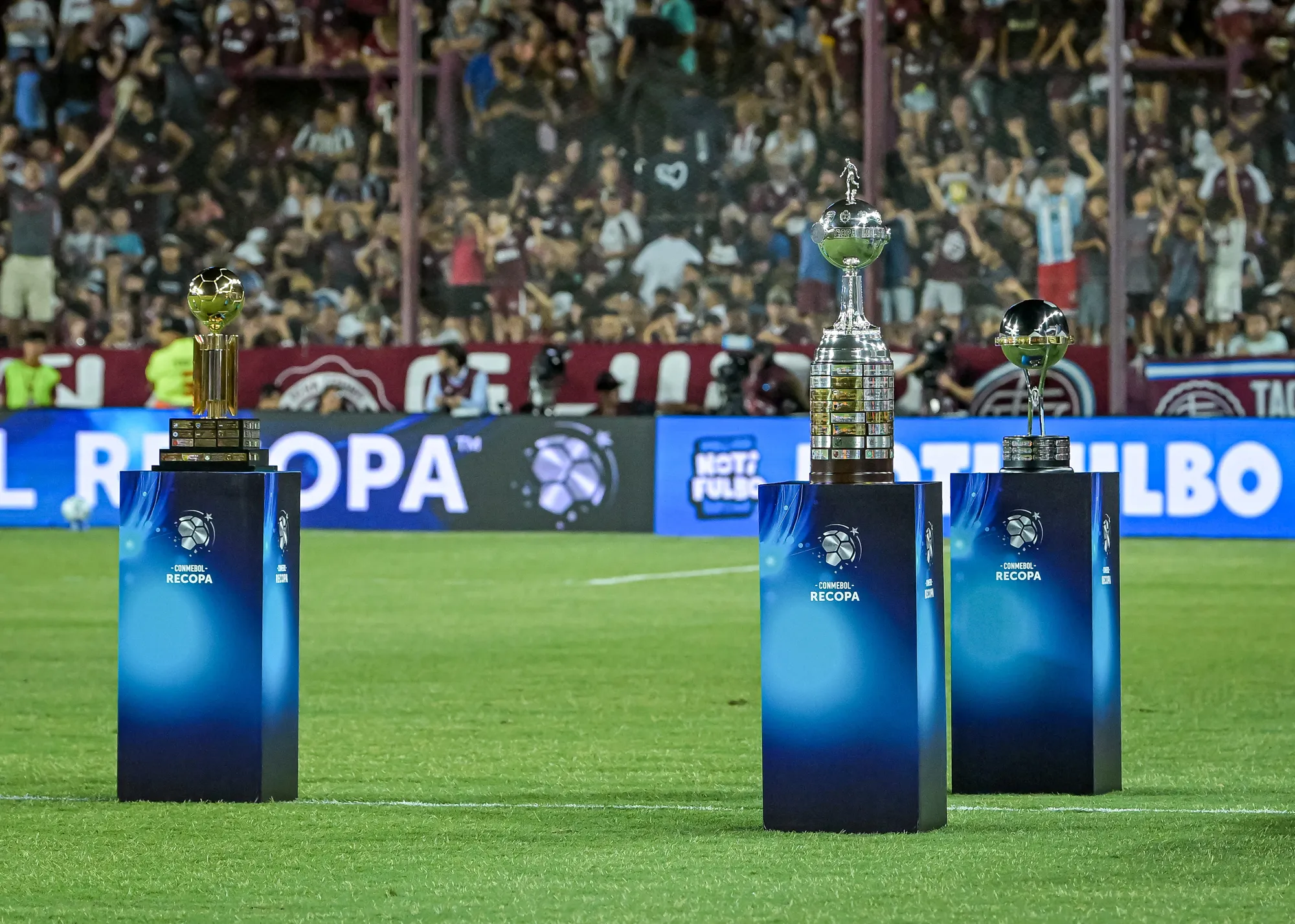 Un chileno levantará este jueves la Recopa Sudamericana.