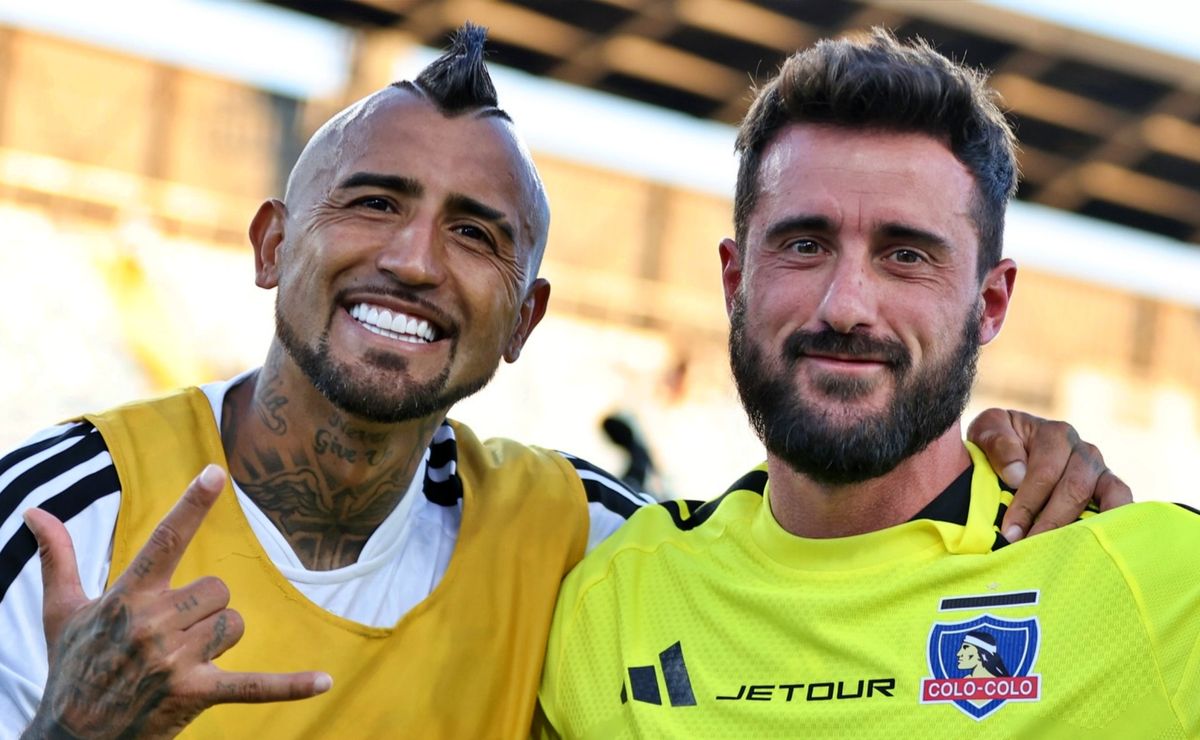 Fue formado en Colo Colo, jugó en la U y no acepta a Vidal sin ser capitán: “Es una guerra de egos”