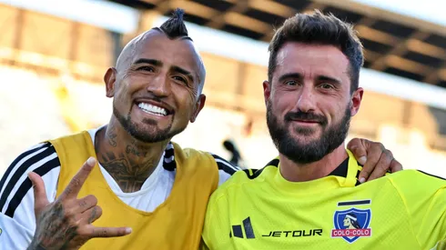 De Paul lleva la jineta en el Cacique por sobre Vidal.