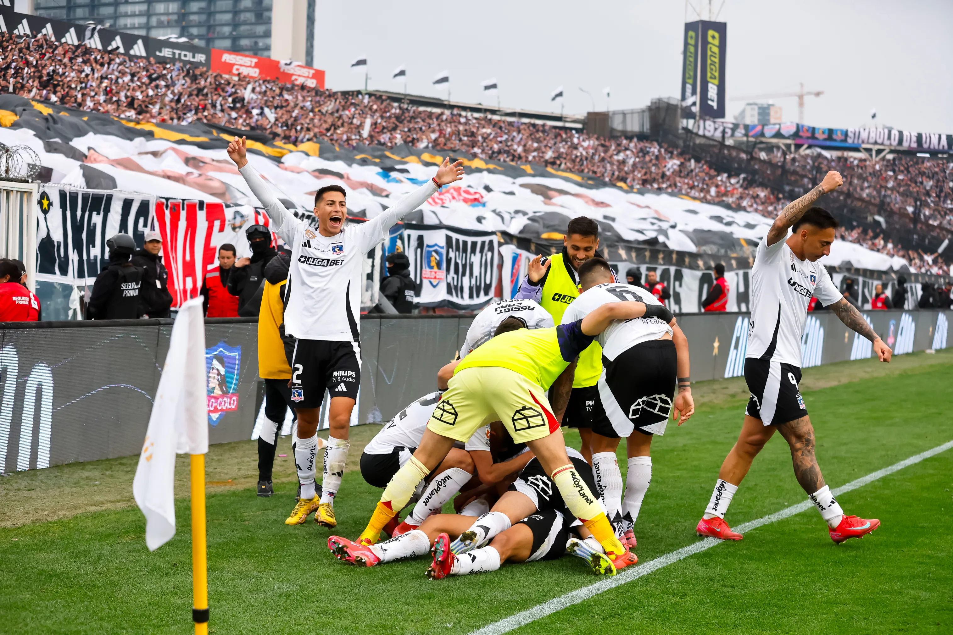 Colo Colo disputa un nuevo Superclásico en el Monumental | Photosport