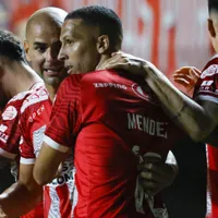 Sáez marca doblete a su ex club y La Calera sube a la cima en la tabla