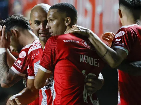 Sáez marca doblete a su ex club y La Calera sube a la cima en la tabla