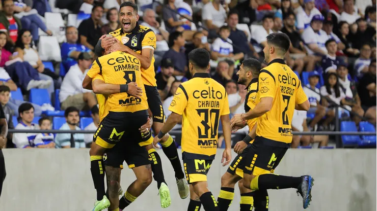 Coquimbo lidera el grupo de la muerte con Colo Colo.