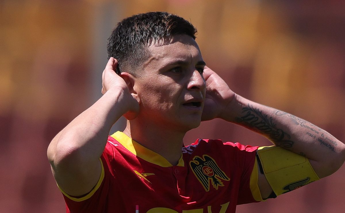 Pablo Aránguiz sigue la polémica por los arbitrajes en la Primera B: “Fue un penal claro, asumieron que fue mano”