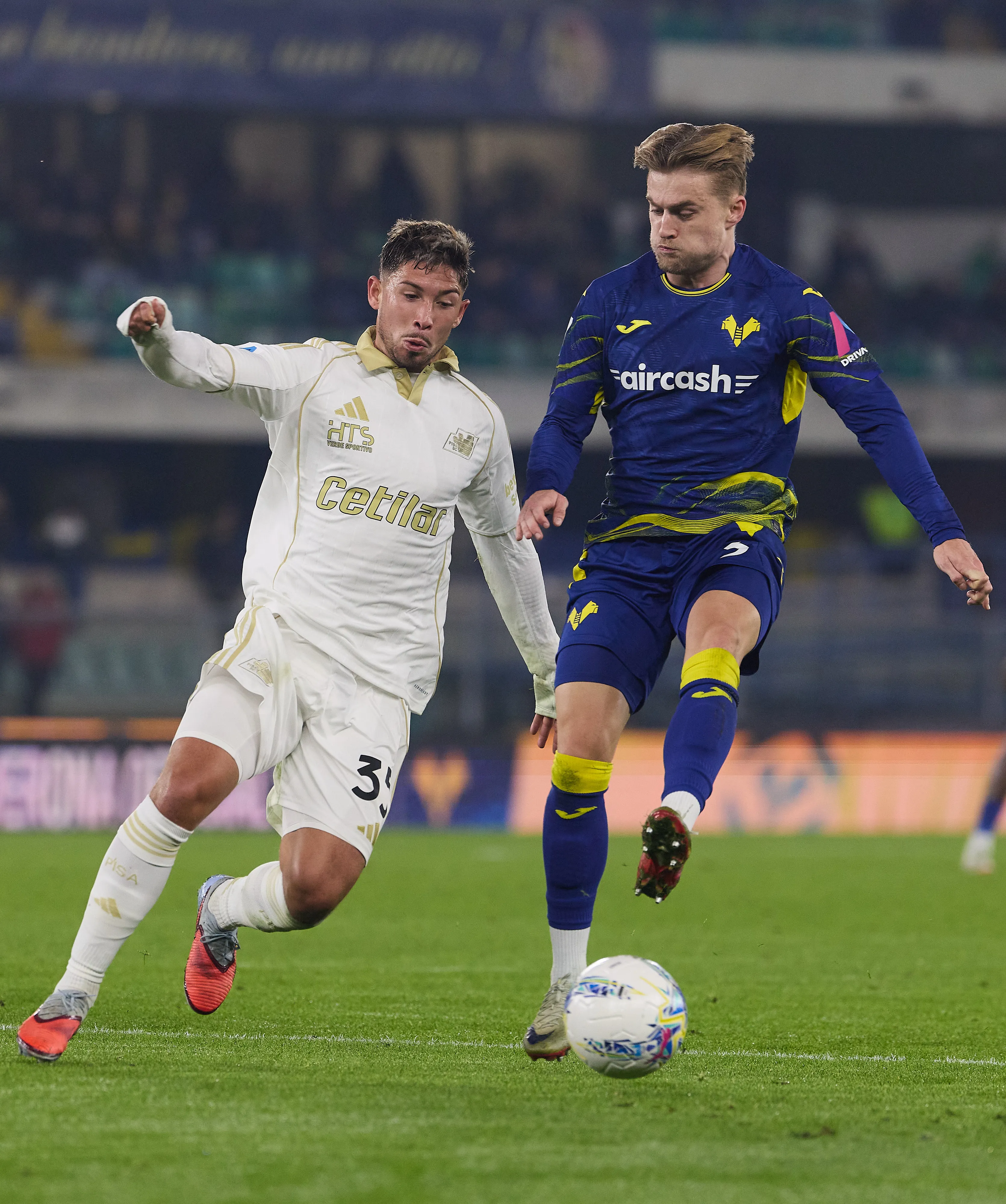 Felipe Loyola se la juega con todo para ir de titular frente al Bologna