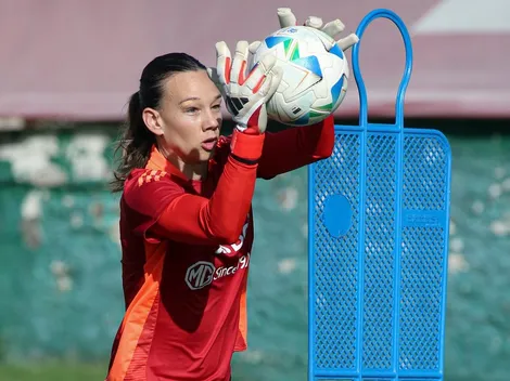 Tiane Endler se baja de la nómina de la Roja: la razón
