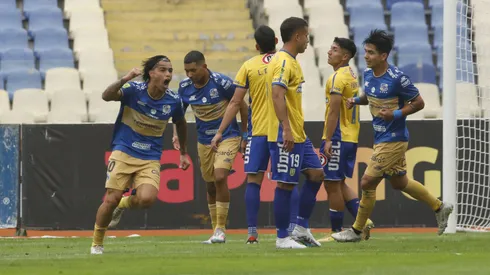 Everton sumó su primer triunfo en la Liga de Primera