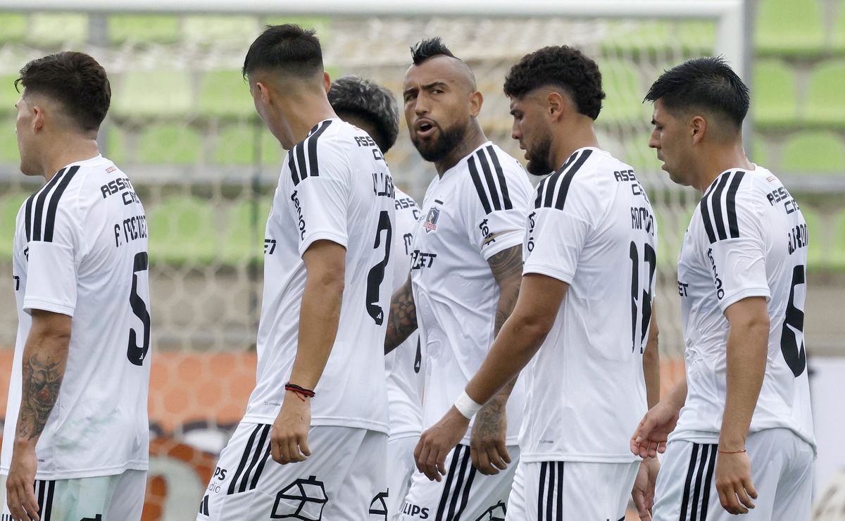 Tras salidas de Cepeda y Pizarro: Arturo Vidal se sincera sobre los refuerzos de Colo Colo