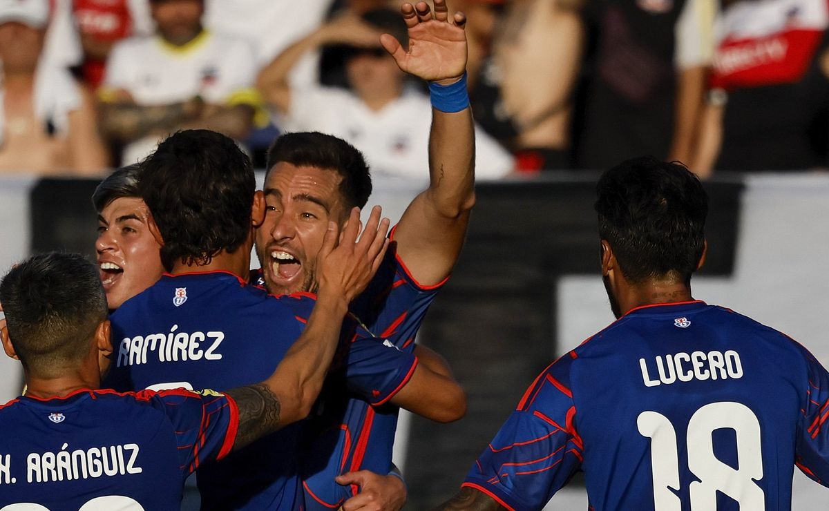¡La ley del ex! Lucero y Zaldivia marcan el gol del triunfo de la U ante Colo Colo en el Superclásico