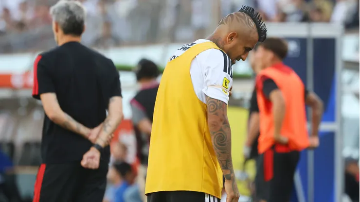 Arturo Vidal lamentó la derrota tras el Superclásico.