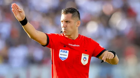 Tobar defendió a Cristián Garay tras el Superclásico