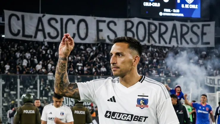 Javier Correa tuvo otra jornada para el olvido contra los rivales azules y su cabeza llena de fantasmas.