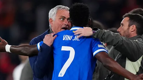 Mou avisa: si confirman insultos racistas de Prestianni le perderá todo respeto.