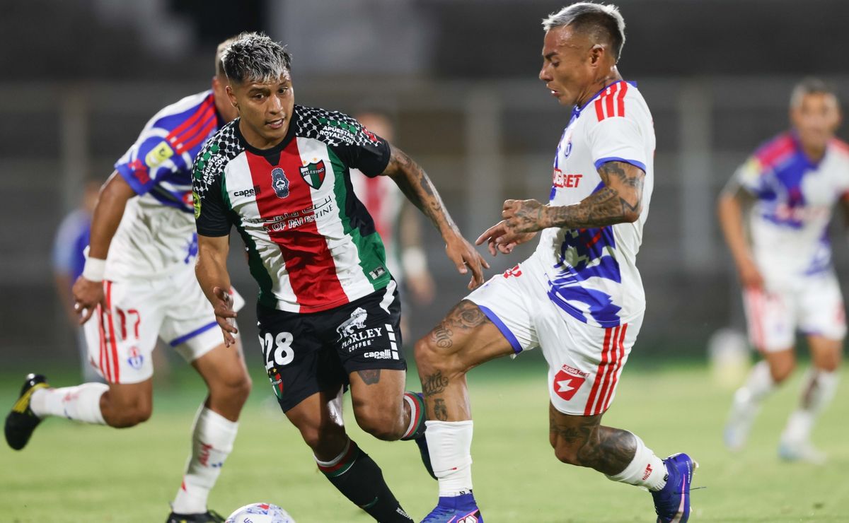 Nunca ganaron: El polémico árbitro para duelo de U de Chile con Palestino por Sudamericana