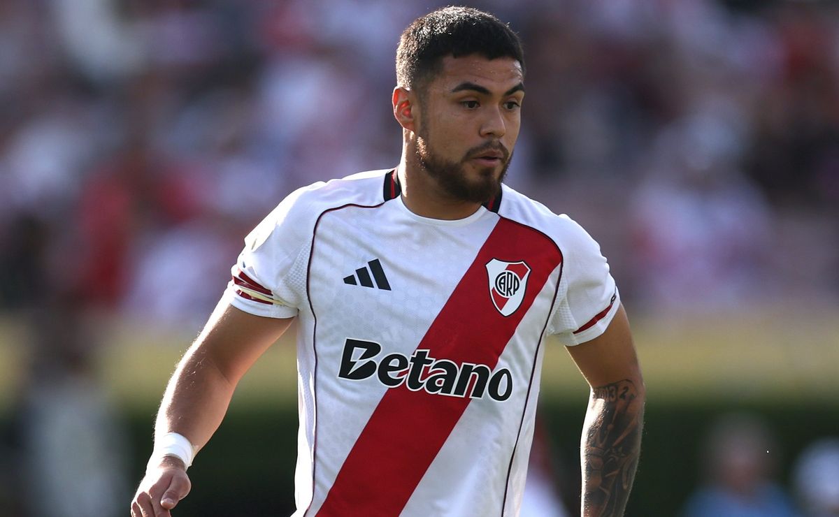 ¿Juega o no? La decisión del nuevo DT de River con Paulo Díaz