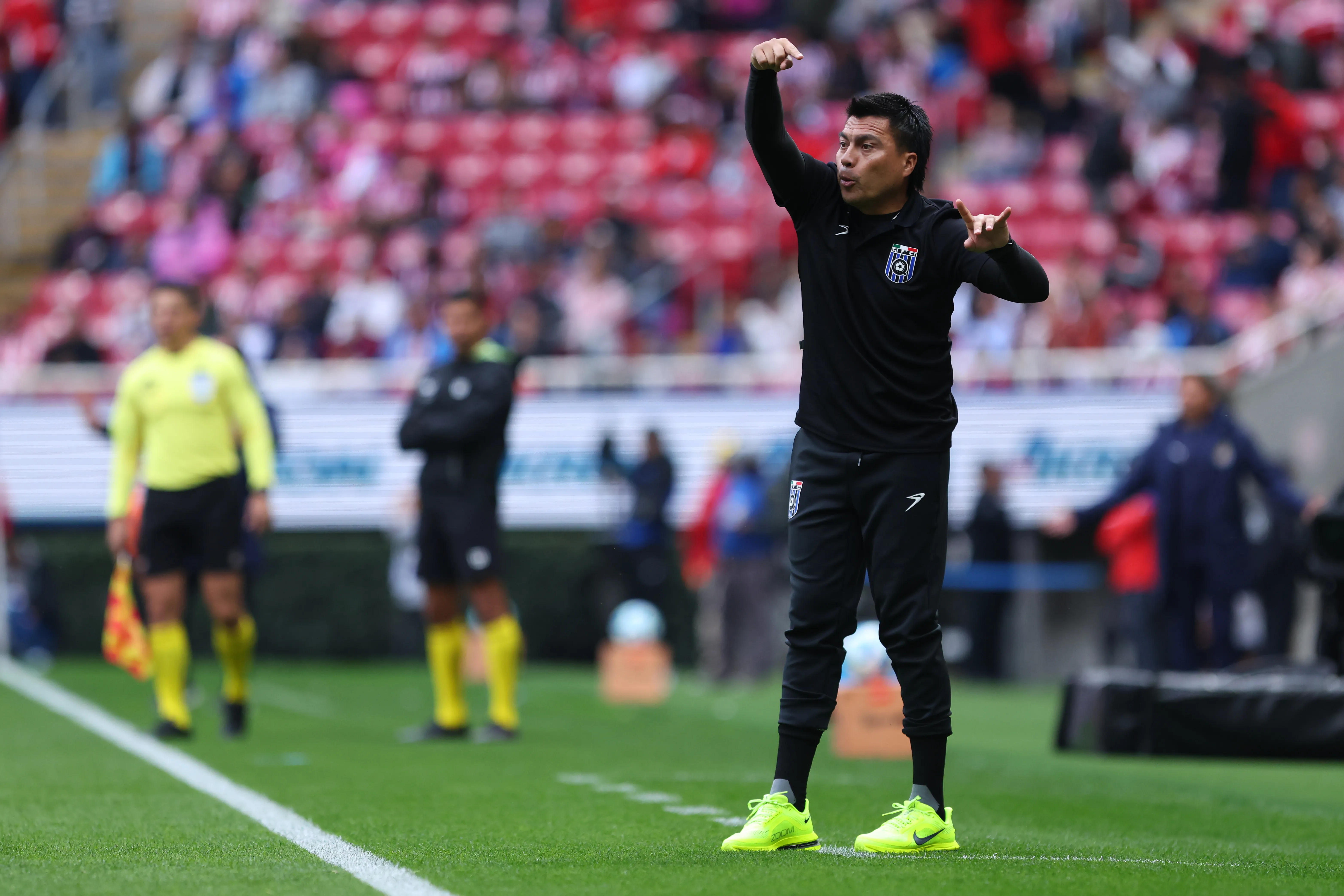 Esteban González suma 1 triunfo, 3 empates y 3 derrotas en México. Imagen: Getty