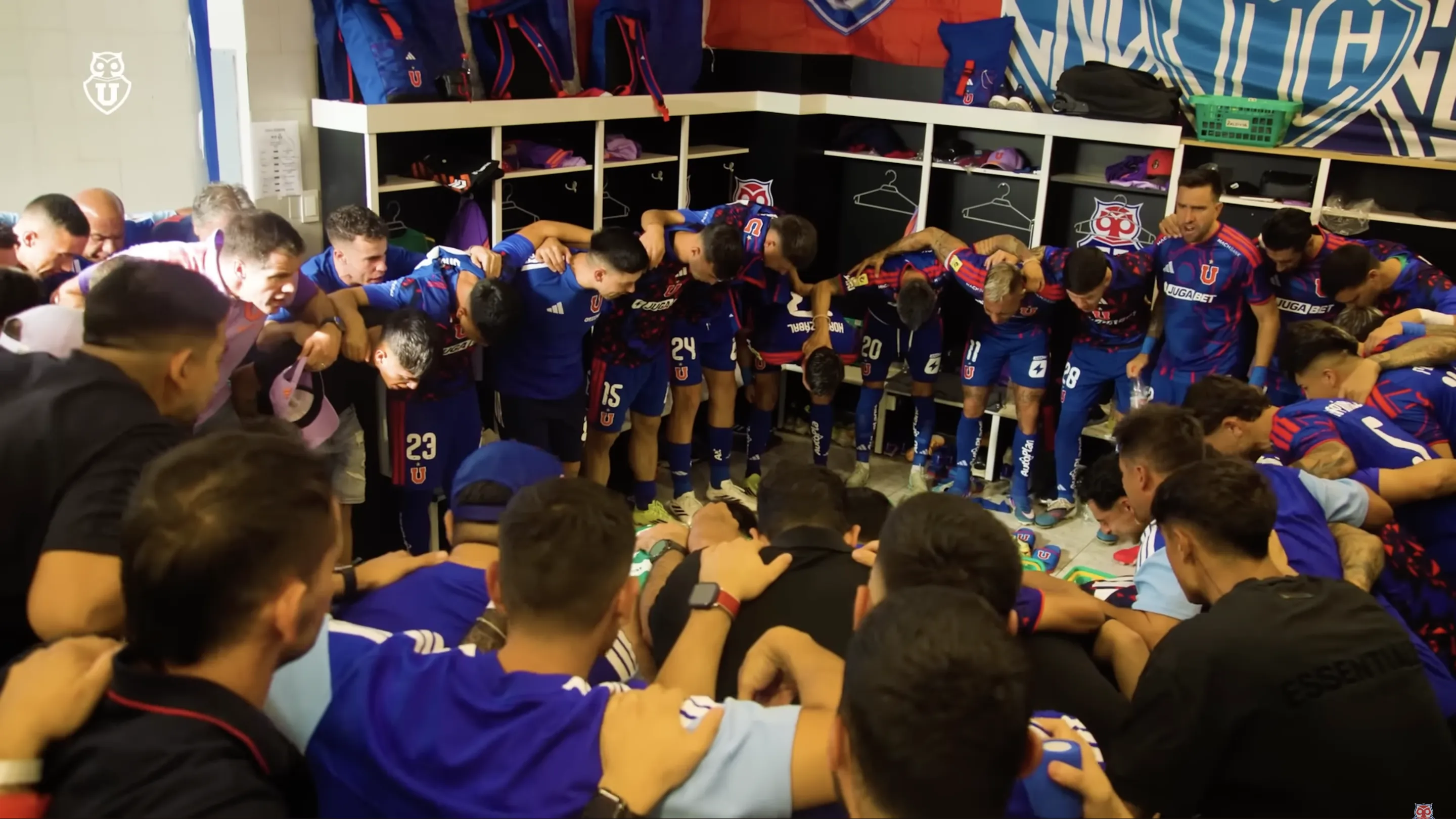 La imagen de Michael Clark en la arenga a minutos del Superclásico | U. de Chile