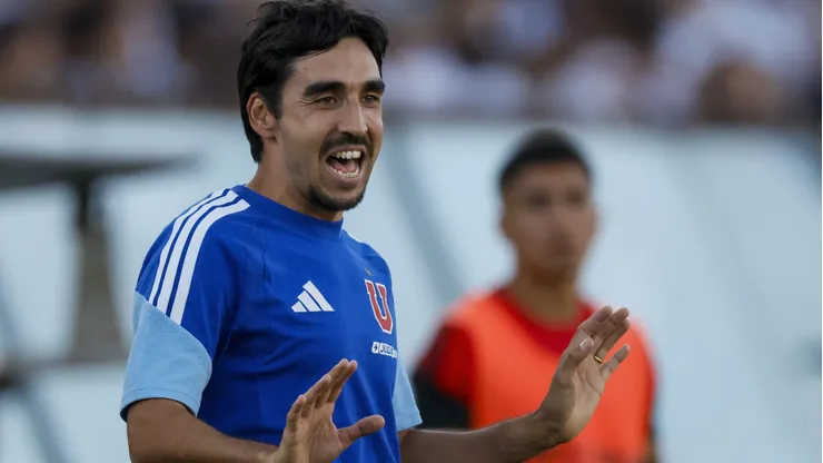 Paqui Meneghini tiene un cambio en la U ante Palestino.
