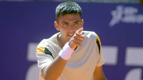 Tomás Barrios va por una victoria clave en Indian Wells.