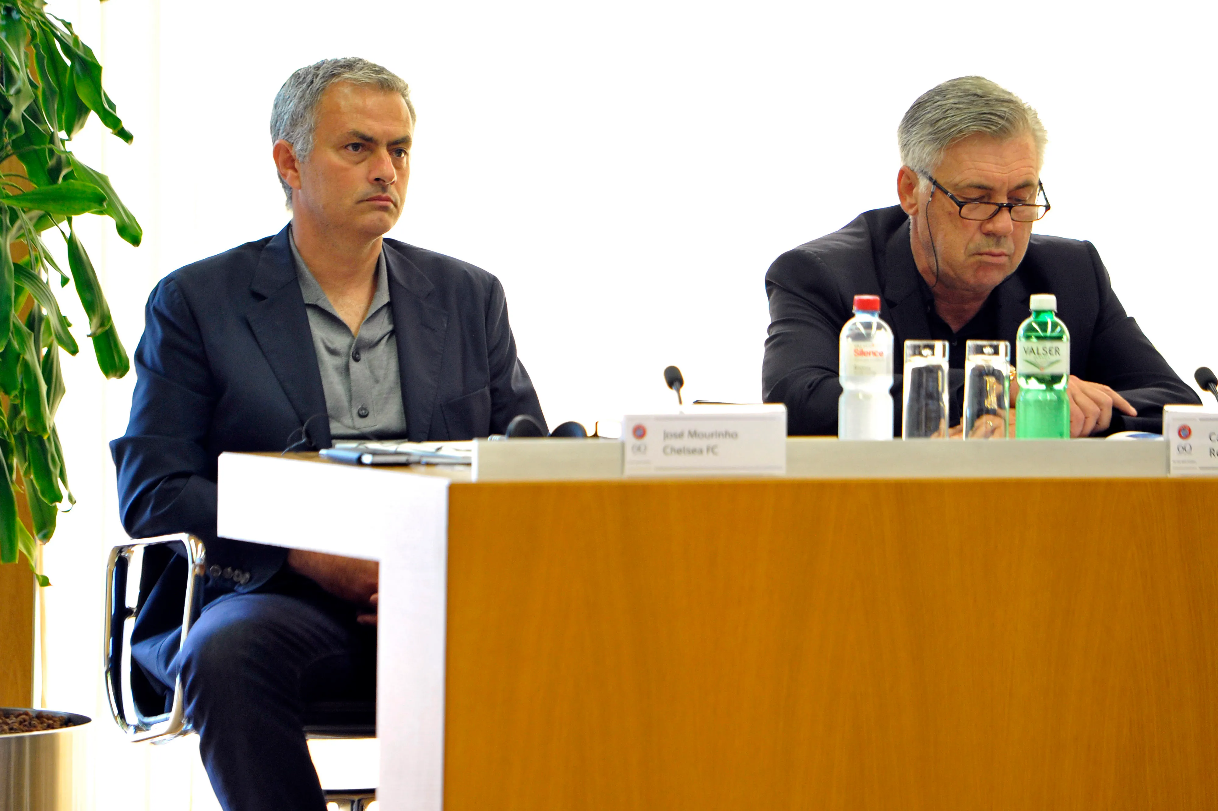 Mourinho y Ancelotti compartieron con el chileno Jorge Alvial. (Harold Cunningham/Getty Images for UEFA).