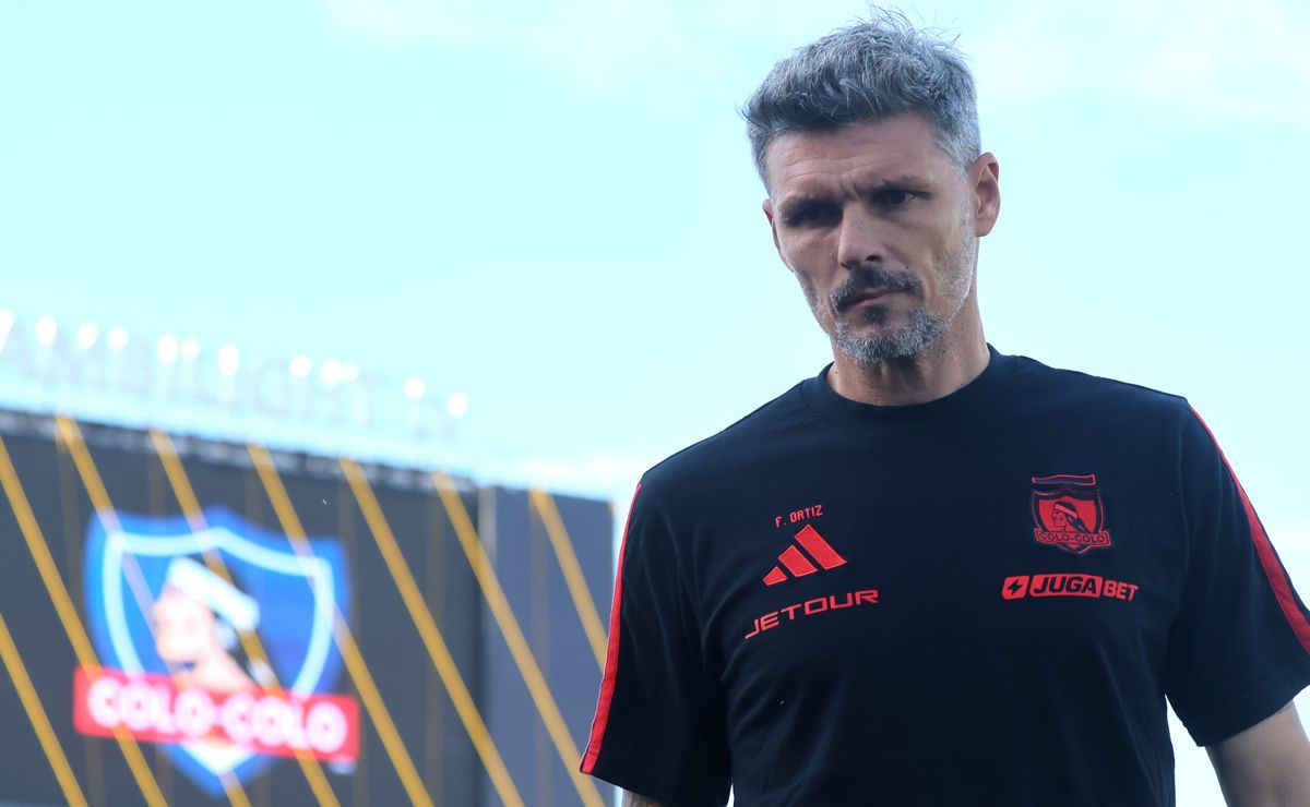 “Es injustificable”: Solabarrieta revienta a Fernando Ortiz tras caída de Colo Colo ante la U