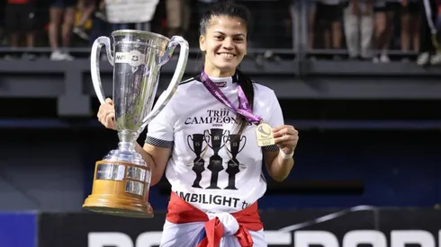 Bogarin podrá volver en septiembre a jugar por Colo Colo si todo marcha bien