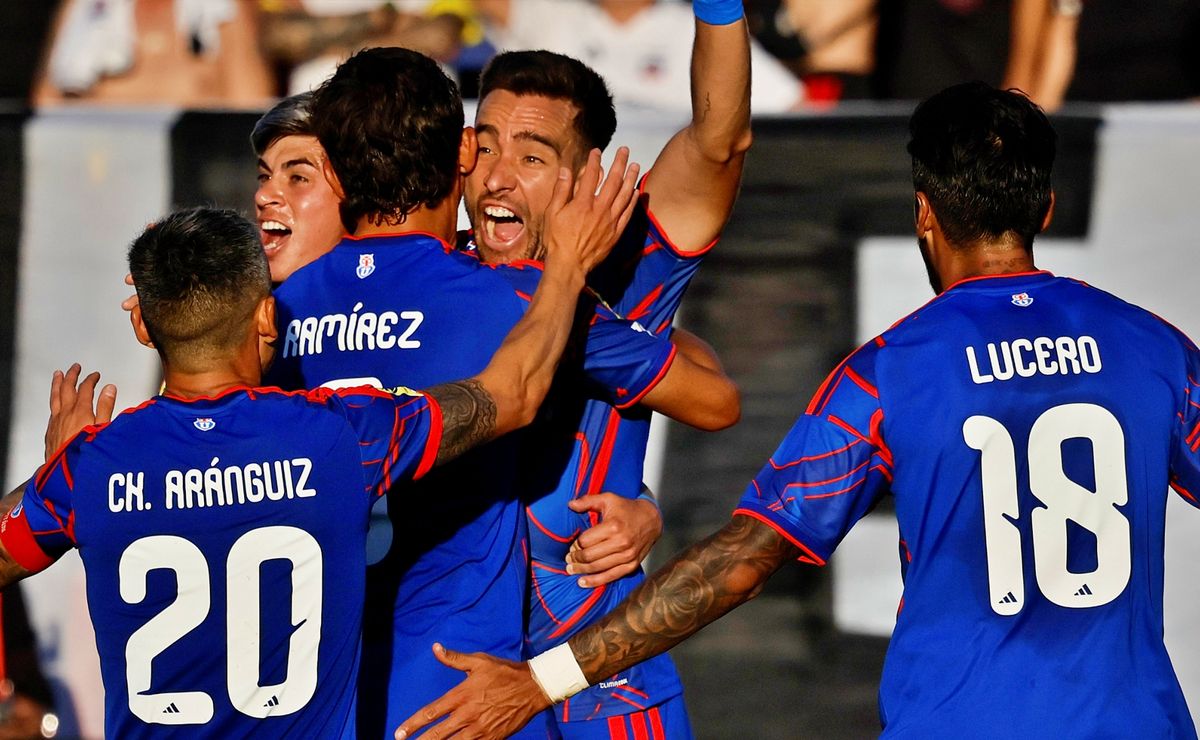 En U de Chile piden este regreso al once titular para el duelo clave ante Palestino: “Meneghini tiene que darse cuenta”