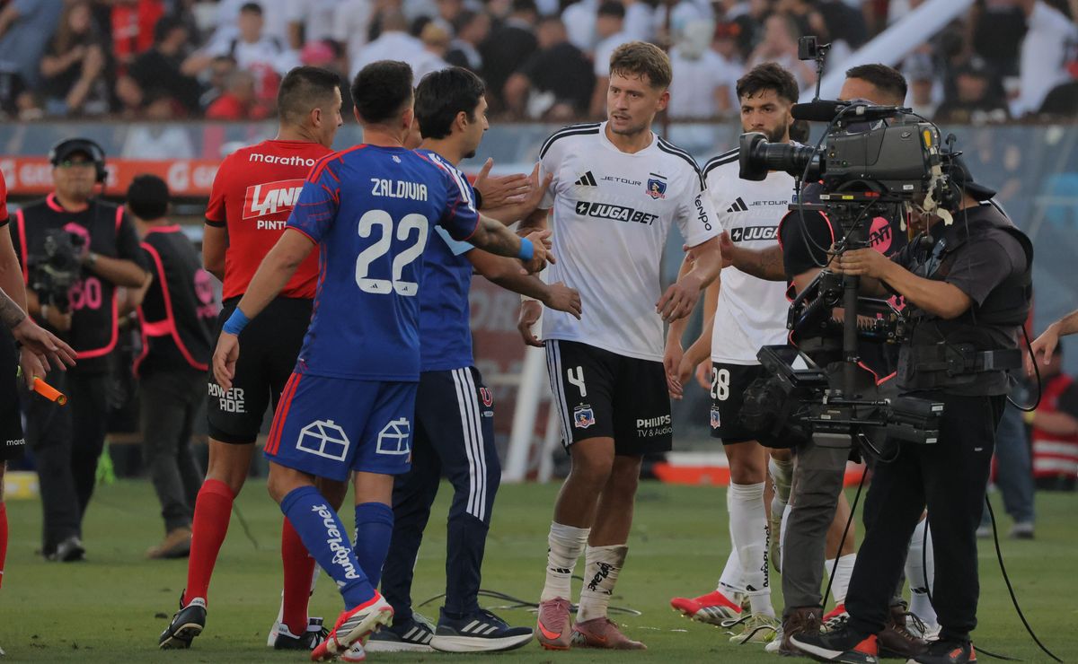 “Tengo carácter, es una voz de mando y hay que gritar”: el “nuevo líder” de Colo Colo avisa tras el Superclásico