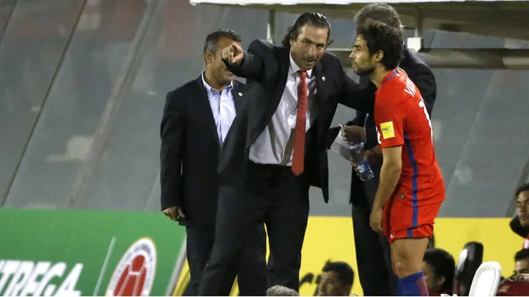 Valdivia lamentó la decisión de Pizzi
