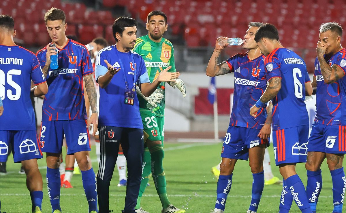 Con las lesiones de Lucero y Rivero: el juvenil de 1.90 que sale al rescate de U. de Chile