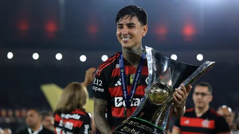 Erick Pulgar ya tiene nuevo director técnico y buscará ganarse el puesto.