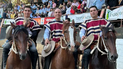 Sigue la acción del rodeo nacional.