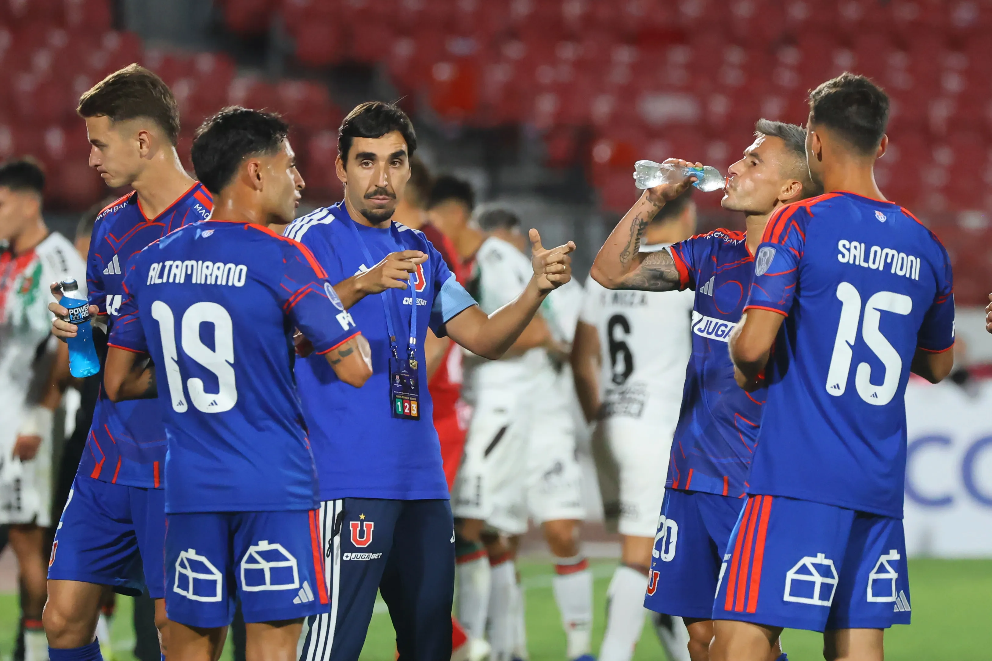 “Los jugadores no están contentos”, dice Toby Vega sobre el ciclo Meneghini | Photosport