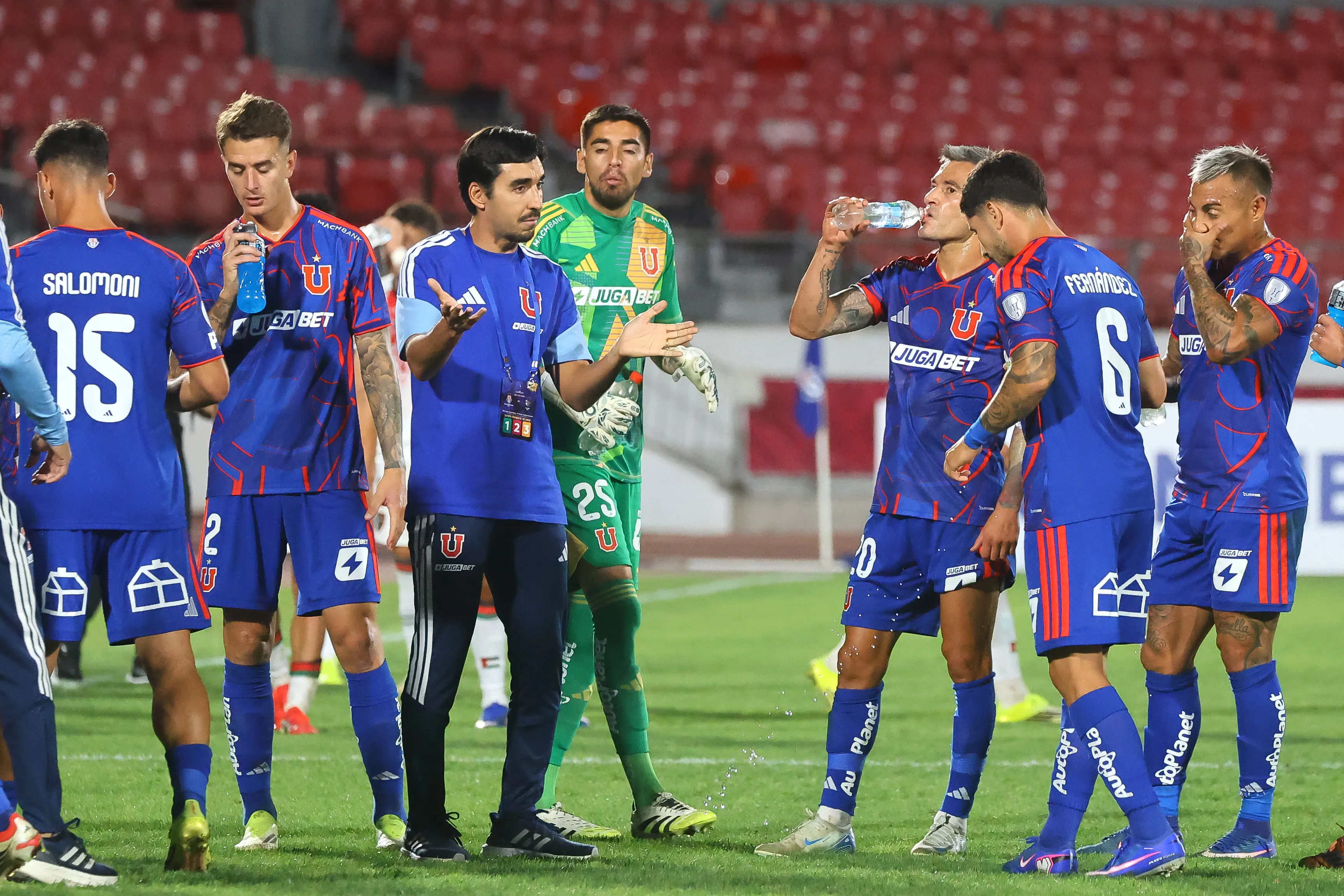 U de Chile no logra entender la idea de Meneghini