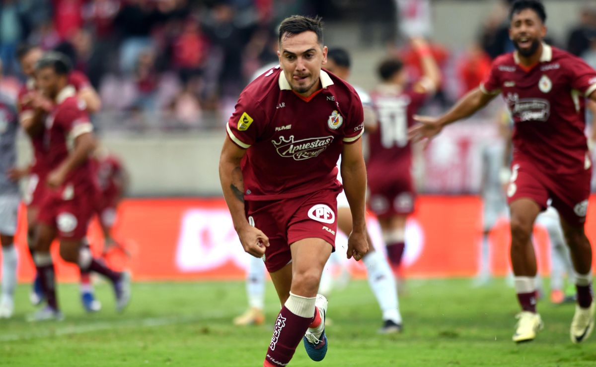 Tabla: La Serena agarra rachita, sorprende a La Calera y se mete de lleno en la pelea