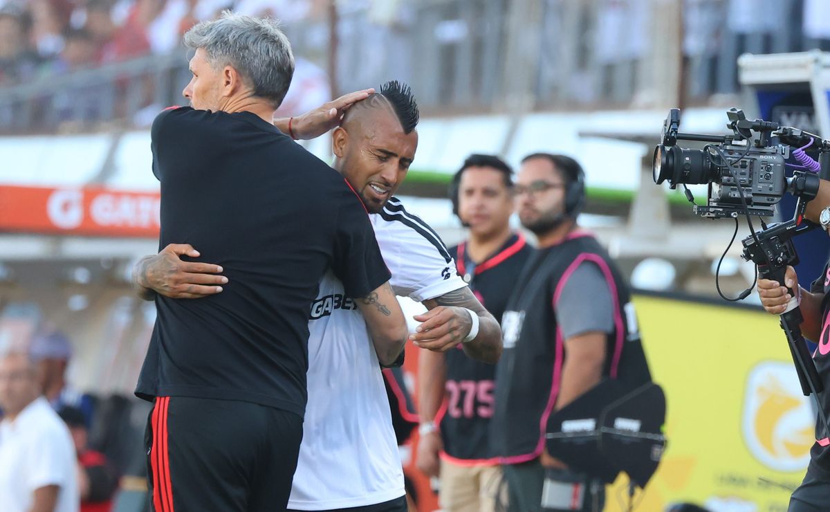 El nuevo rol de Arturo Vidal: cambia la formación de Colo Colo vs Audax Italiano