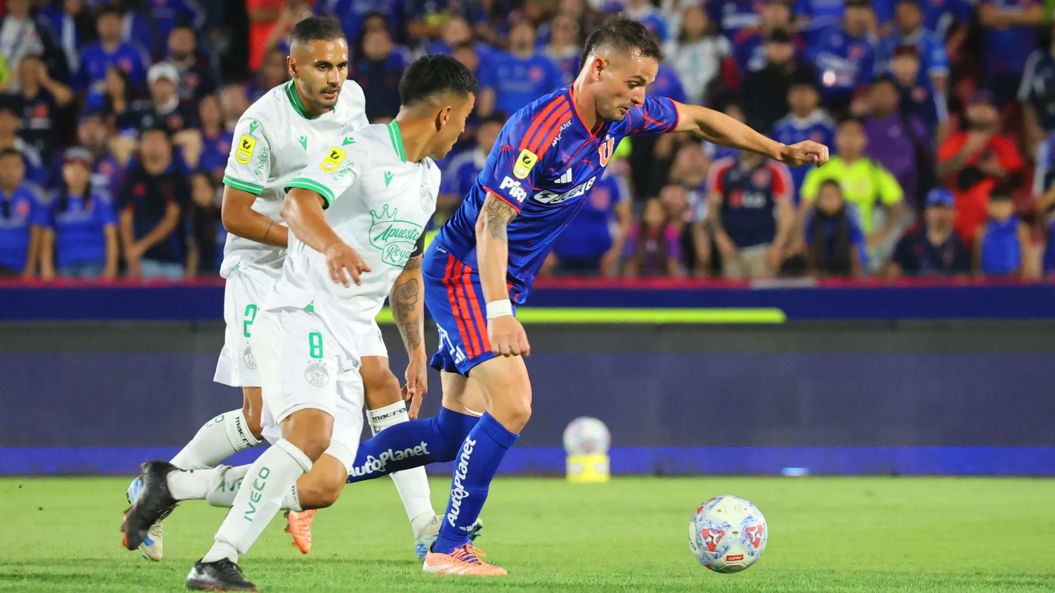 Octavio Rivero acumula 92 minutos en Universidad de Chile.