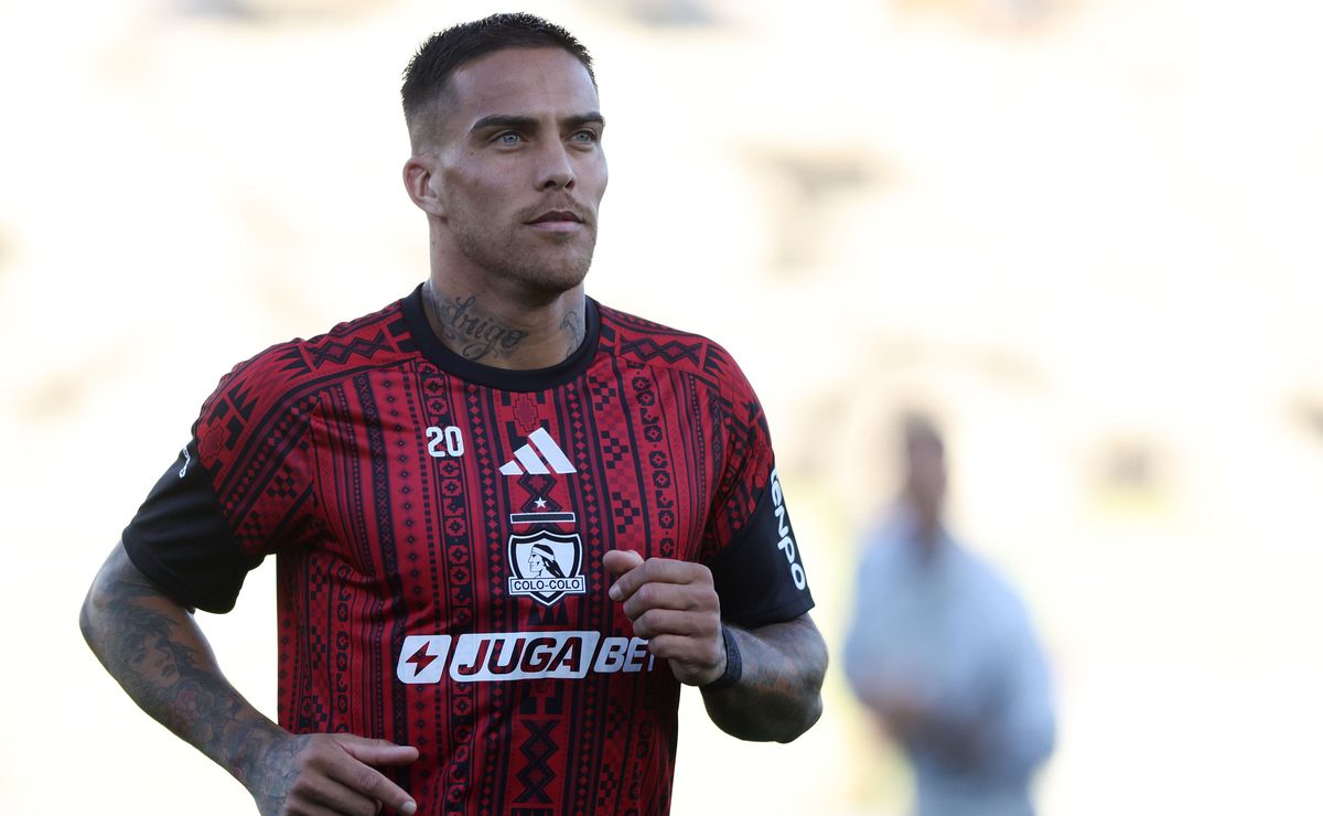 Cuentan la verdadera razón de por qué no juega Javier Méndez en Colo Colo: “No está capacitado para…”