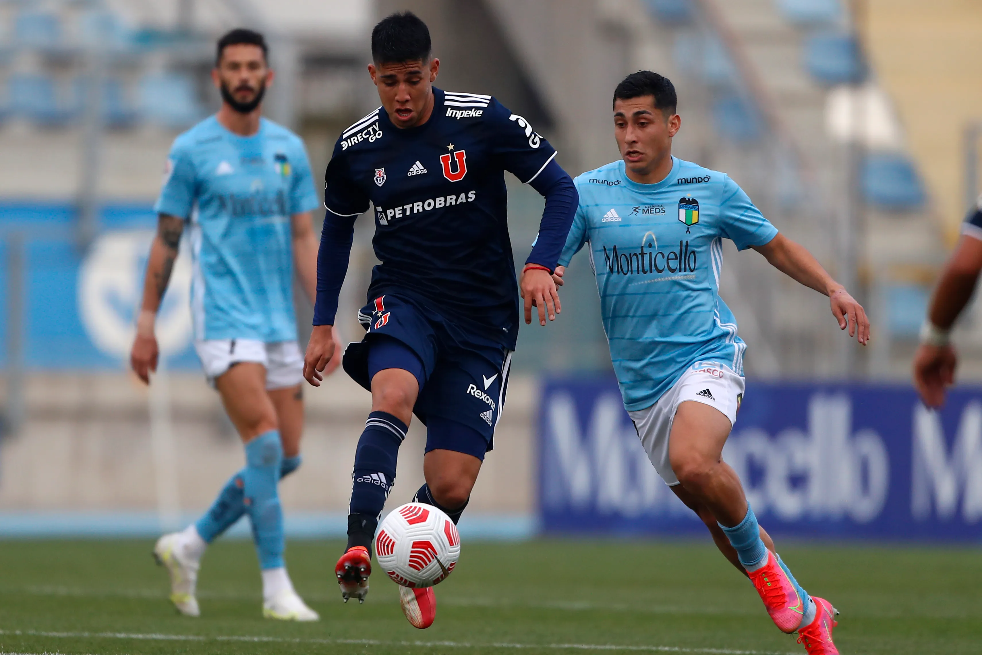 Sebastián Galani en acción por Universidad de Chile ante O’Higgins. (Andrés Piña/Photosport).
