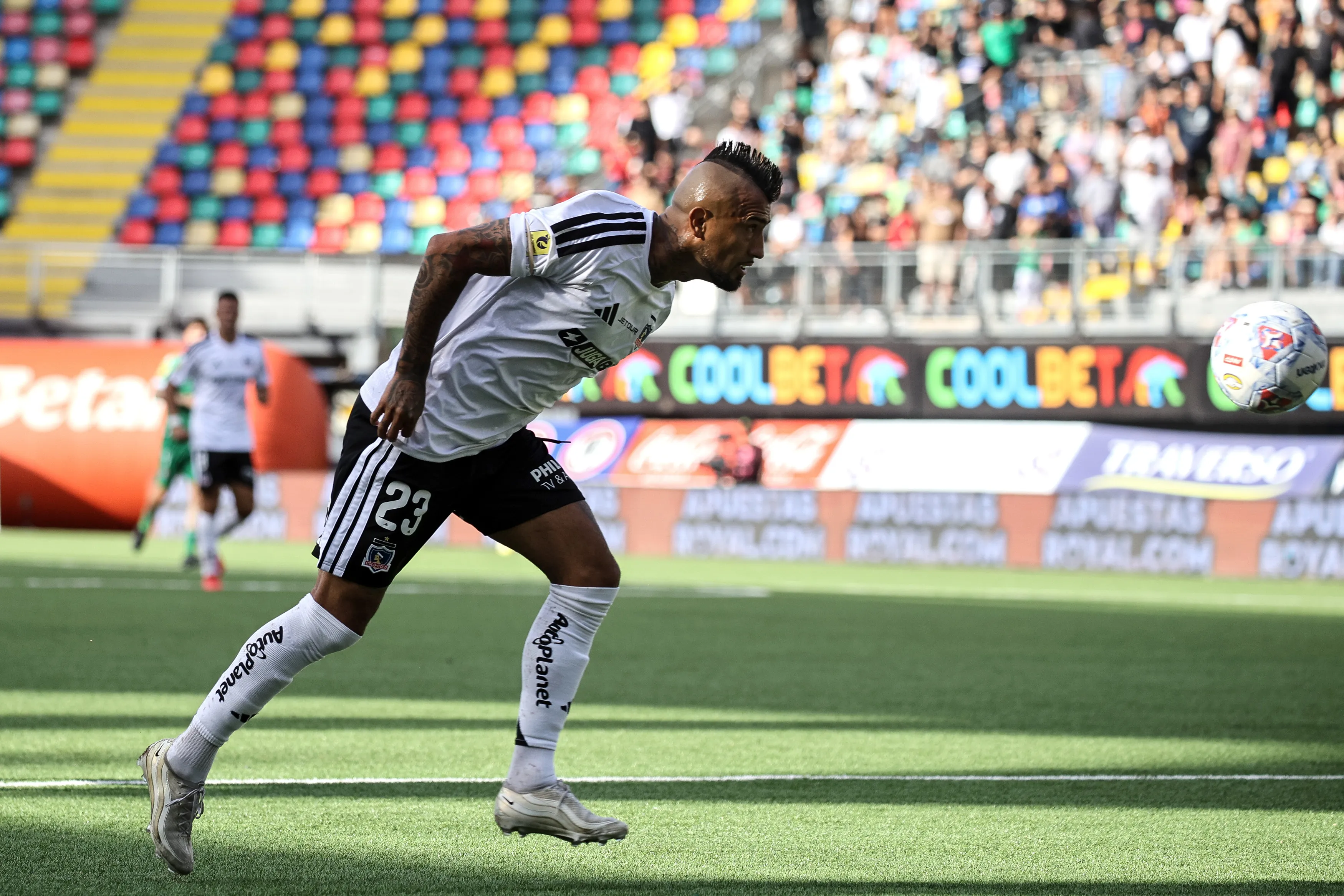 Arturo Vidal en acción ante los Tanos. (Diego Martin/Photosport).