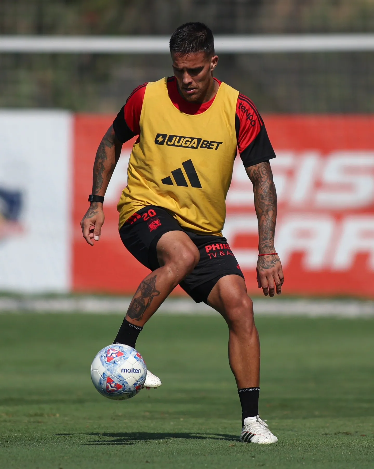 Javier Méndez marcó el gol de Colo Colo en el amistoso ante Colina. Foto: Colo Colo.
