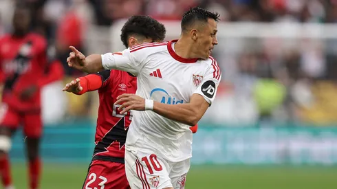 Empate del Sevilla con Alexis titular.