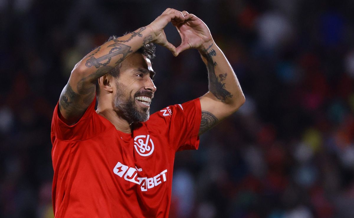 Revelan quién es la nueva pareja de Jorge Valdivia: “Pasaron las vacaciones juntos”