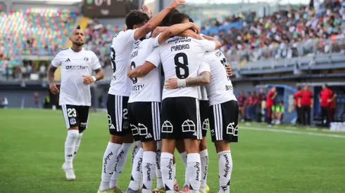 Colo Colo es el único puntero de la Liga de Primera.