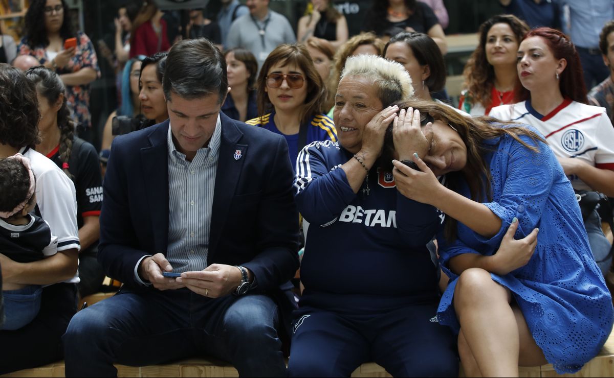 El “Factor Cecilia Pérez”: de vicepresidenta a principal carta para suceder a Michael Clark en U de Chile