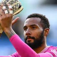 Vigoroux brilla en el Swansea y se confirma como golero top en Inglaterra
